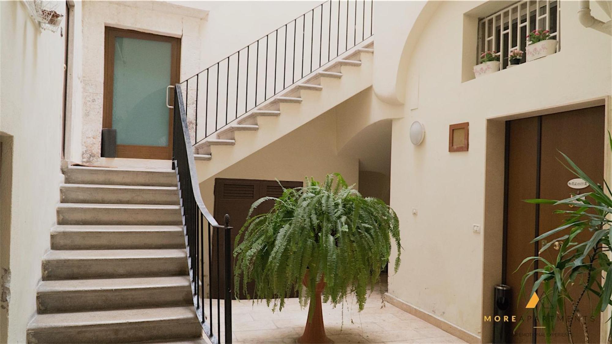 More Apartments Il Ferrarese Bari Exterior foto